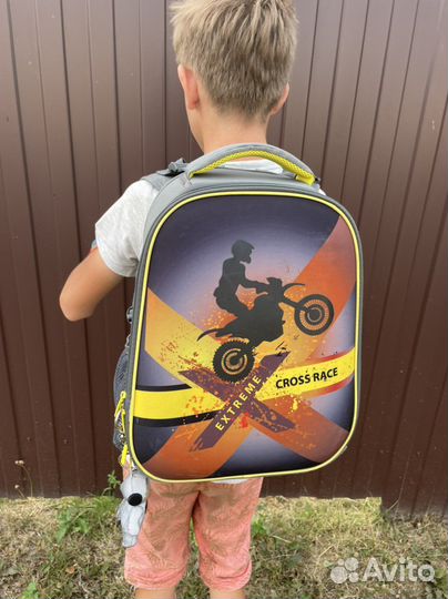 Школьный рюкзак для мальчика