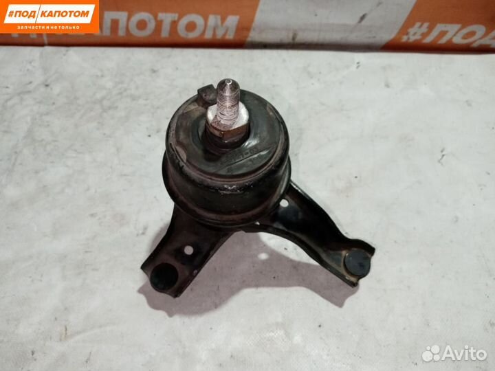 Подушка крепления двигателя правая Toyota Camry