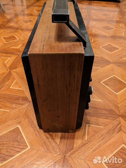 Радиоприемник Океан 205