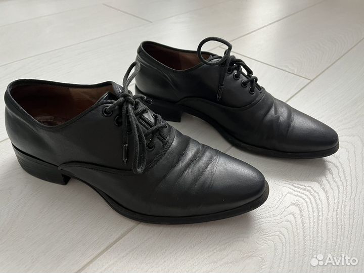 Закрытые осенние женские туфли Corso Como 37