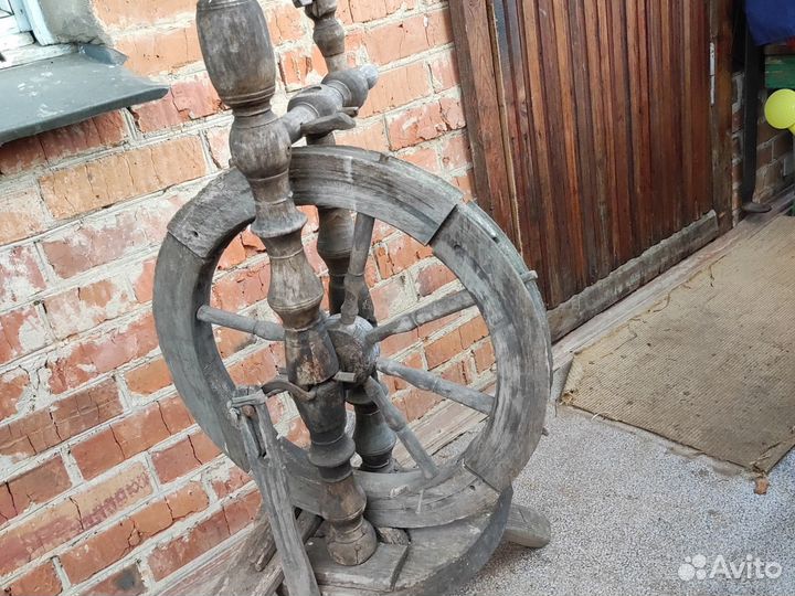Прялка деревянная старинная