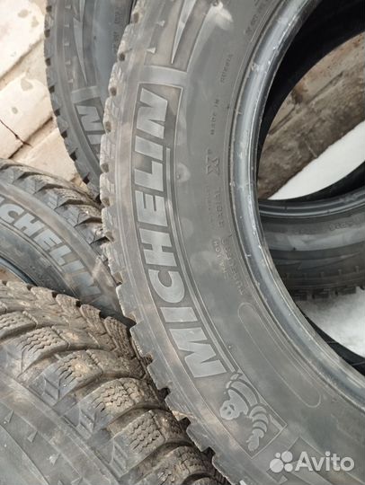 Michelin X-Ice North 215/65 R16