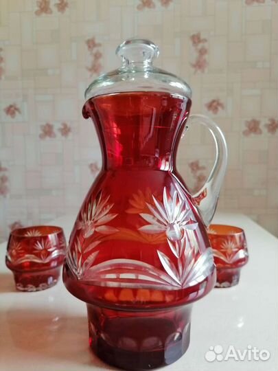 Рубиновое стекло. Кувшин и два стакана. Винтаж