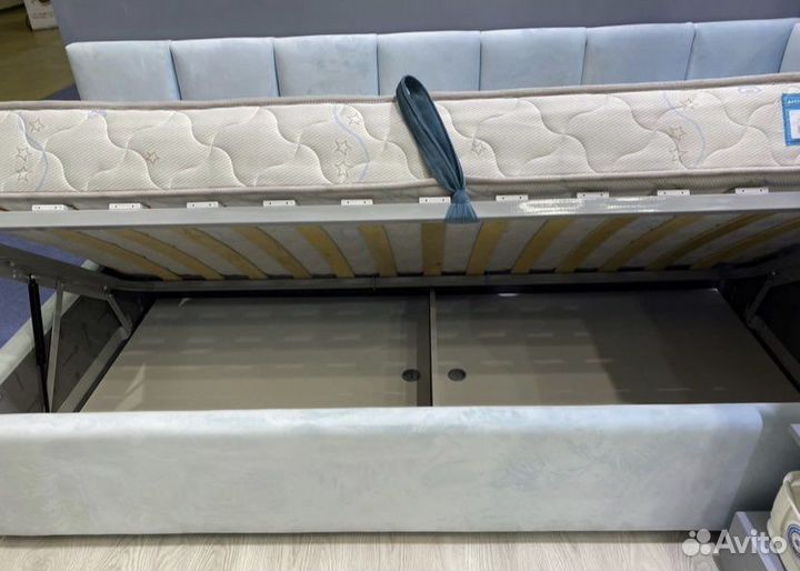 Диван кровать с матрасом для детей