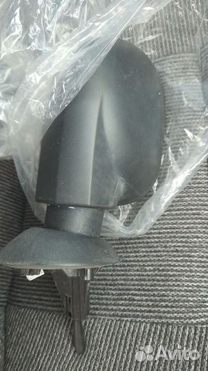 Боковые зеркала на Рено Логан