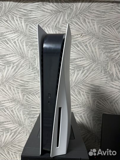 Sony playstation 5 ps5 с дисководом 2 джойстика