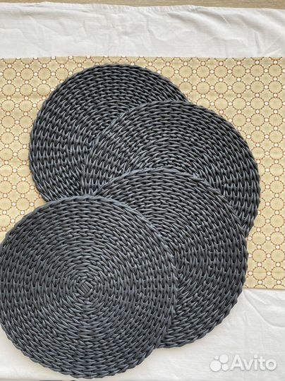 Плейсмат плетёный