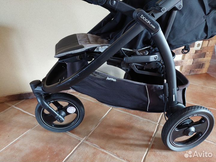 Коляска прогулочная