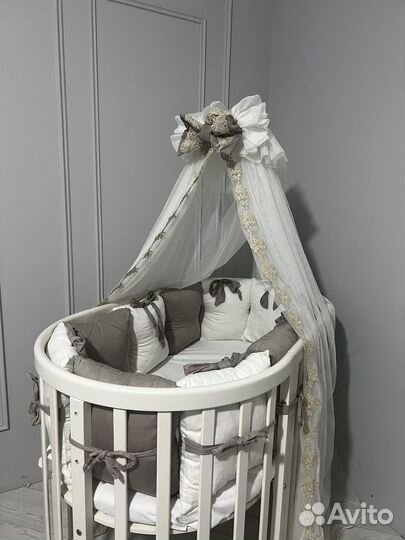 Детская овальная кроватка