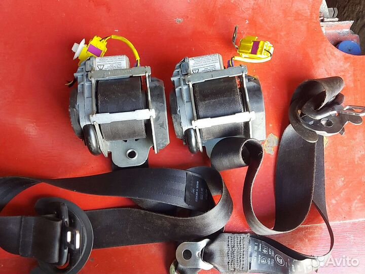 Ремень безопасности передний Фольксваген Гольф5