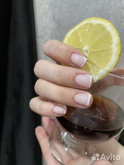 Маникюр / Гель-лак / Наращивание ногтей / Педикюр