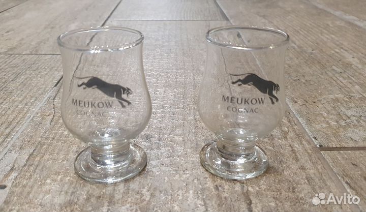 Бокалы и рюмки