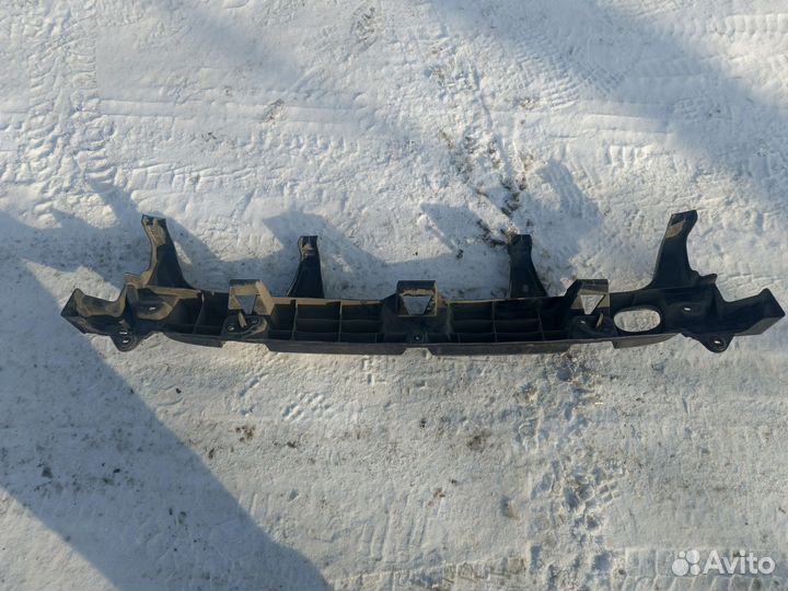 Усилитель заднего бампера рено дастер 2. 2021 год