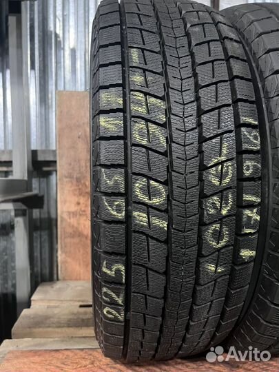 Dunlop Winter Maxx SJ8 225/65 R17 102Q