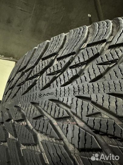 Nokian Tyres Hakkapeliitta R3 295/40 R21