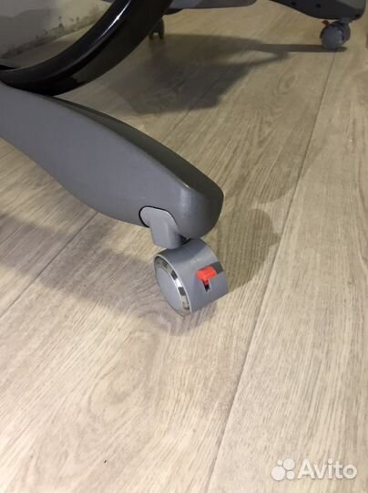 Стульчик для кормления Luxmom