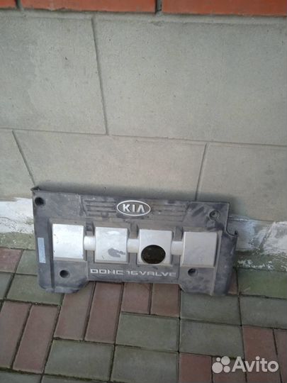 Декоративная крышка двигателя kia cerato