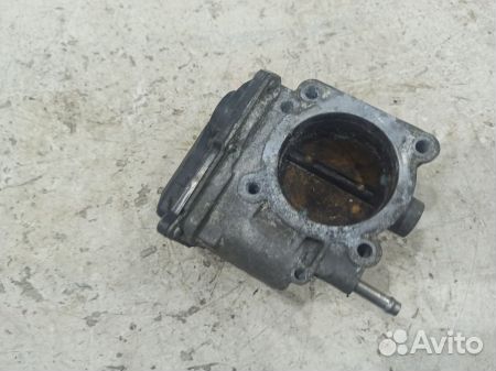 Дроссельная заслонка