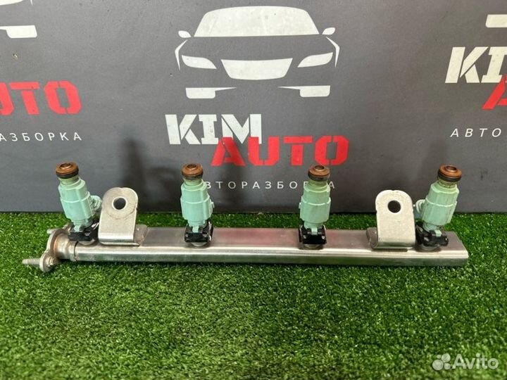 Топливная рейка с форсунками Hyundai Solaris 1 RB