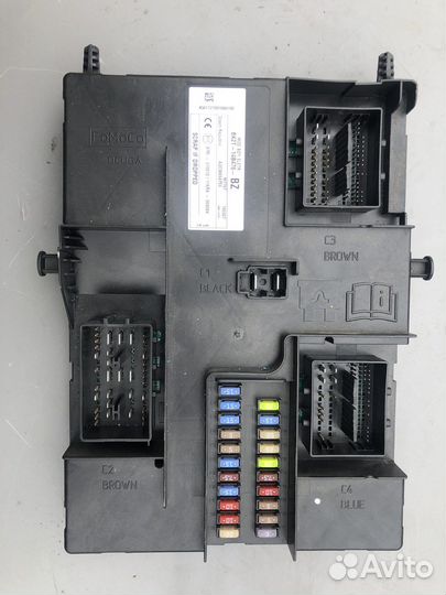 Блок предохранителей салона Ford Transit 8