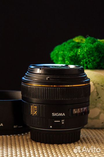 Объектив Sigma AF 30mm f/1.4 EX DC HSM Canon