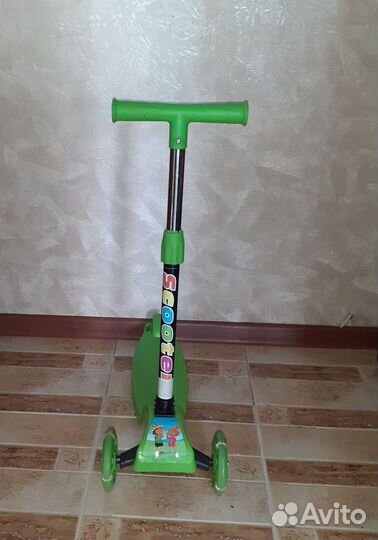 Самокат детский трехколесный
