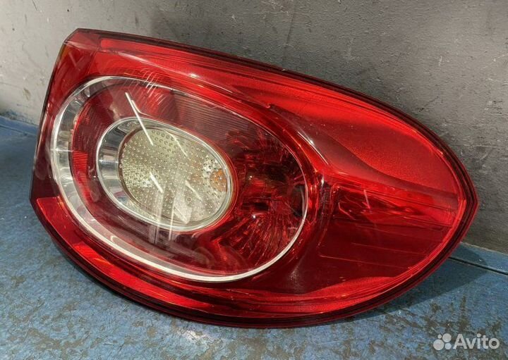 Фонарь правый Volkswagen Tiguan NF