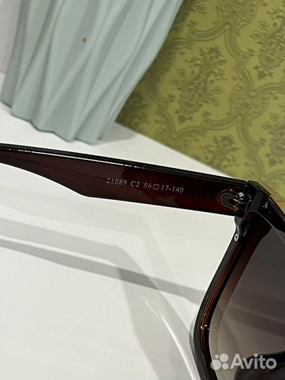 Солнцезащитные очки женские Dior коричневые