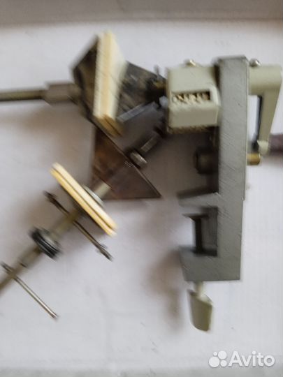 Устройство для наматывания проволки