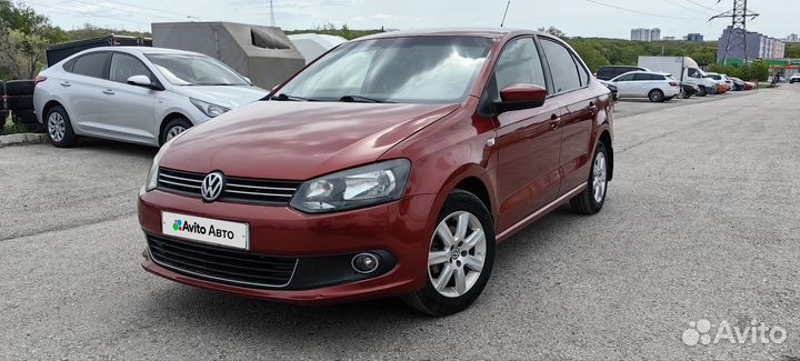 Volkswagen Polo 1.6 AT, 2013, 99 300 км