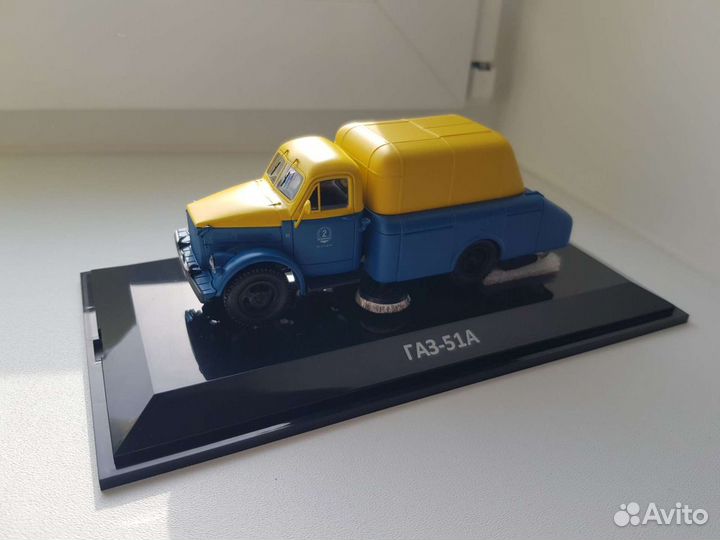 Поливо-уборочный автомобиль пу-20 на шасси газ-51А