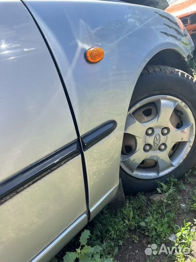 Крыло переднее правое hyundai accent