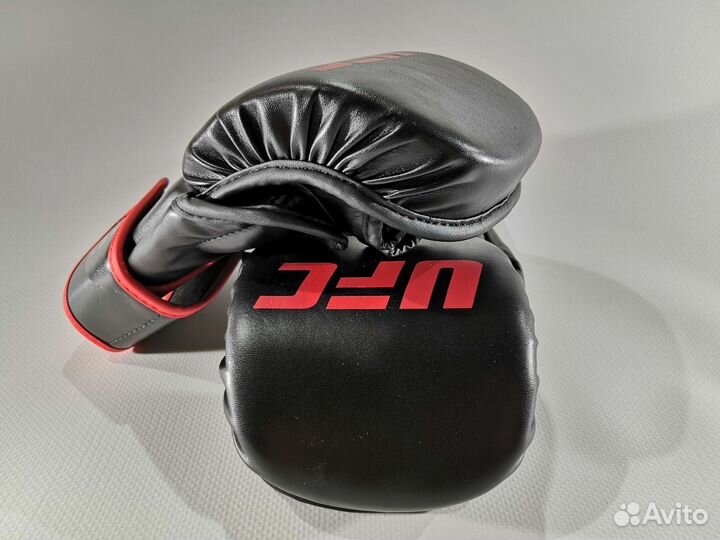 Перчатки для единоборств MMA