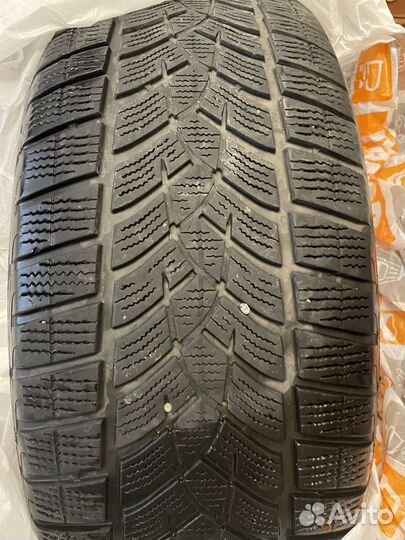 Goodyear UltraGrip Ice SUV 235/55 R19 105T