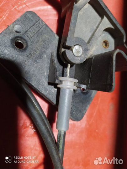 Трос капота Ford Mondeo 2 универсал 1.8I 1999