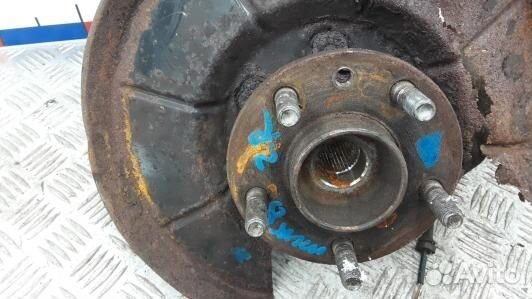 Ступица задняя правая ford kuga 1 (MUK08NX01)