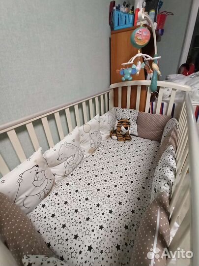 Продам бортики в детскую кроватку