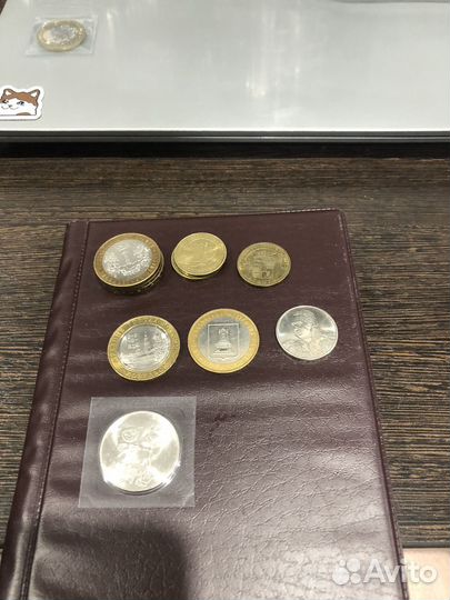 Юбилейные монеты в колекцию(10рублей)