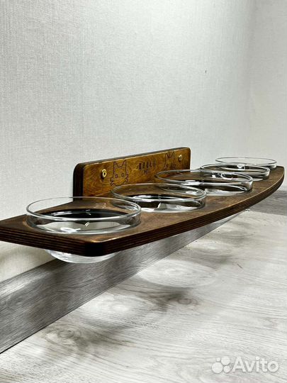 Миски для собак и кошек с настенным креплением