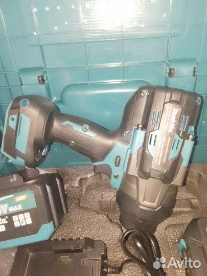 Гайковерт аккумуляторный makita 3000нм