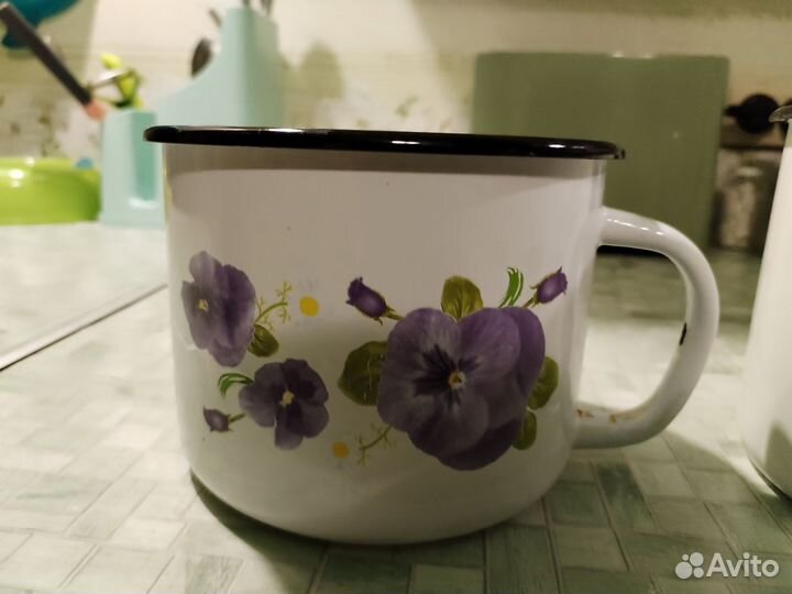 Эмалированная кружка