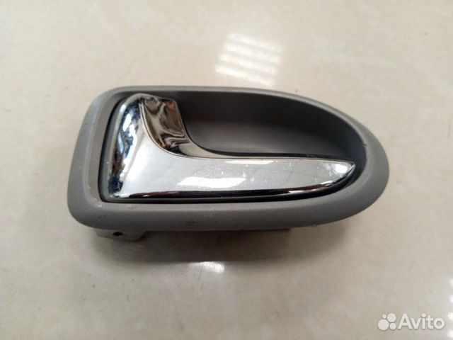 Ручка двери внутренняя задняя левая Mazda Premacy