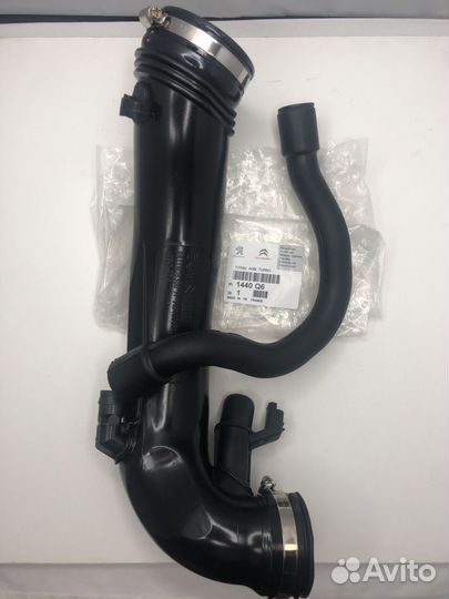 Патрубок воздушного фильтра peugeot 1440Q6
