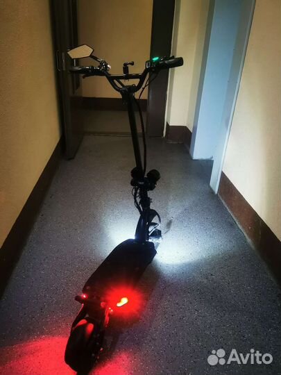 Самокат Dualtron Raptor 2. Чёрный любимец