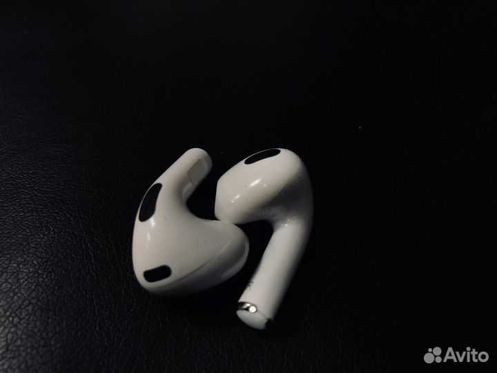 AirPods 3