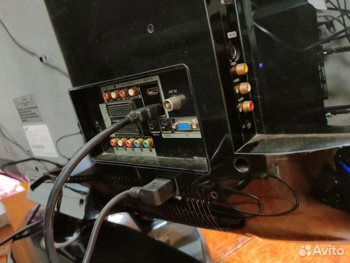 Телевизор Samsung 37