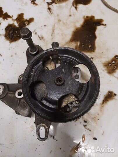 Насос гур Mazda 626 GF