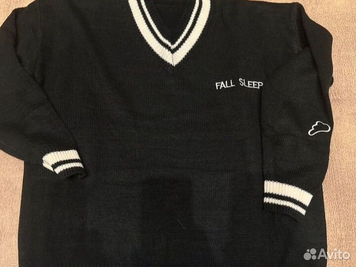 Вчзаный длиннный свитер