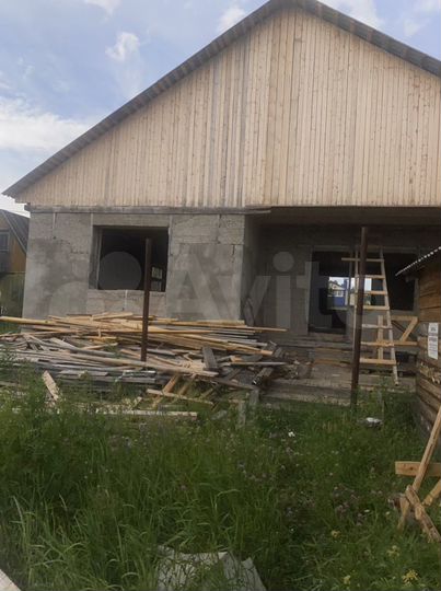 Дом 300 м² на участке 6 сот.
