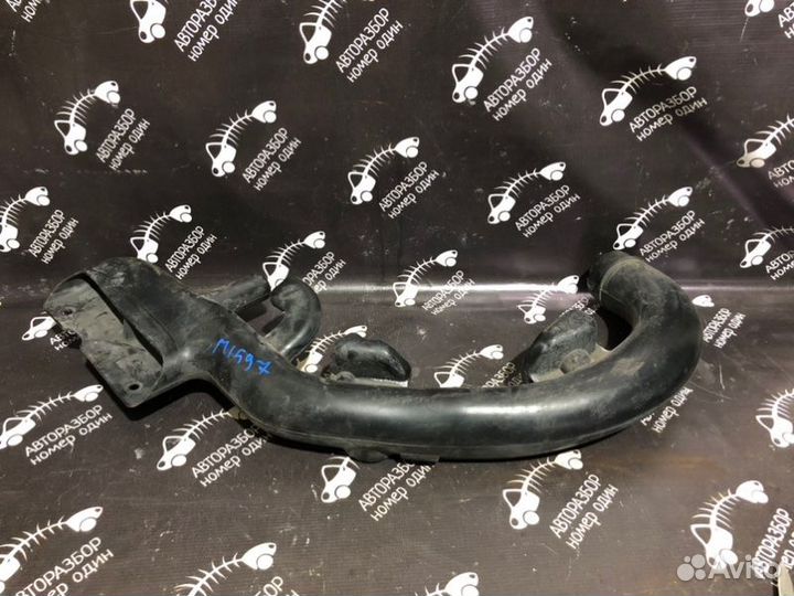 Воздухозаборник Nissan Qashqai J10E 1.6 HR16DE